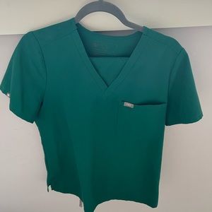 Figs Scrubs M hunter green set